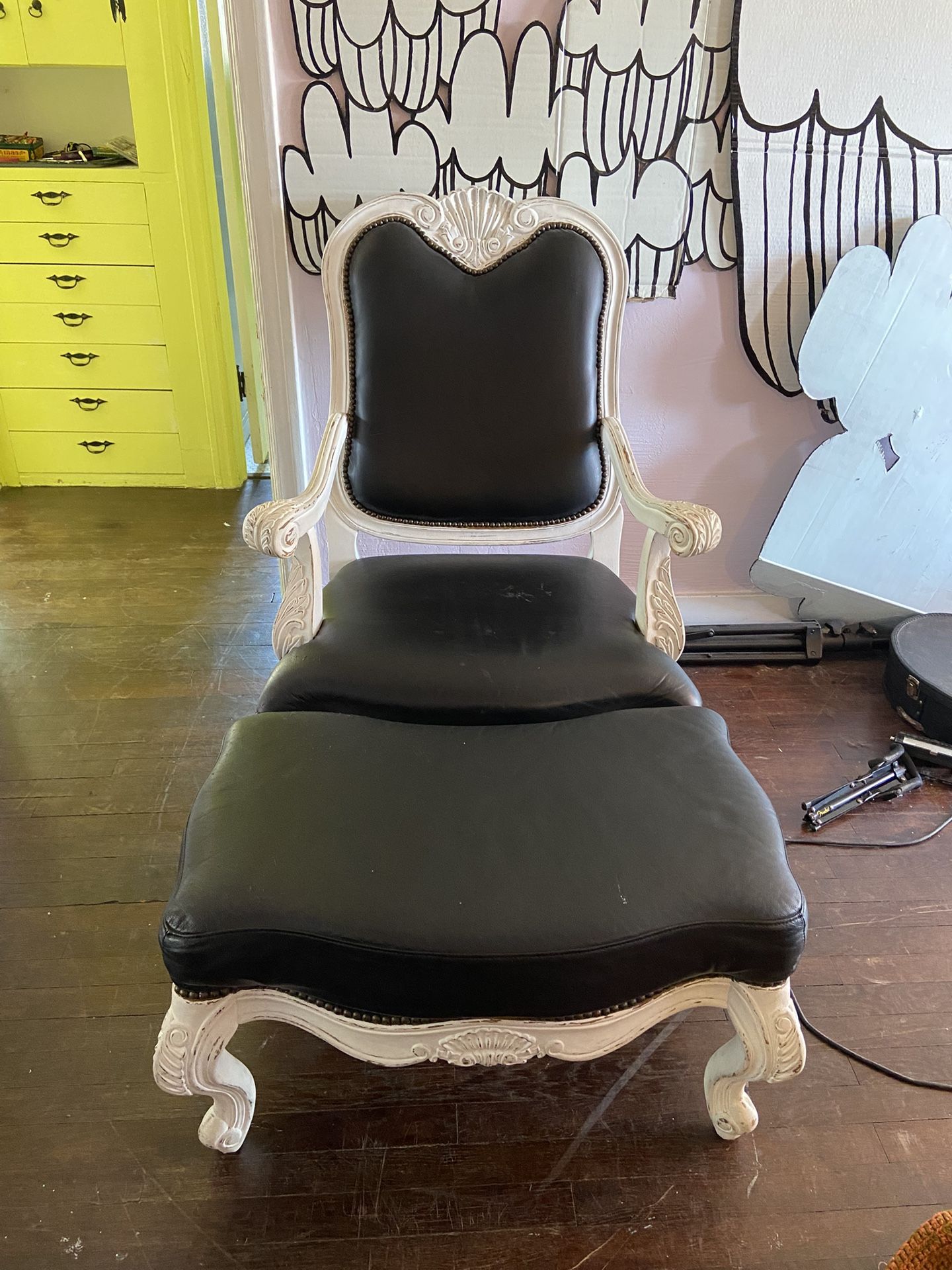 “Shabby Chic” chair & ottoman!