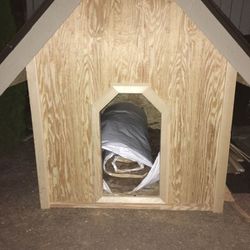 Insulated Dog Houses NEW!!!