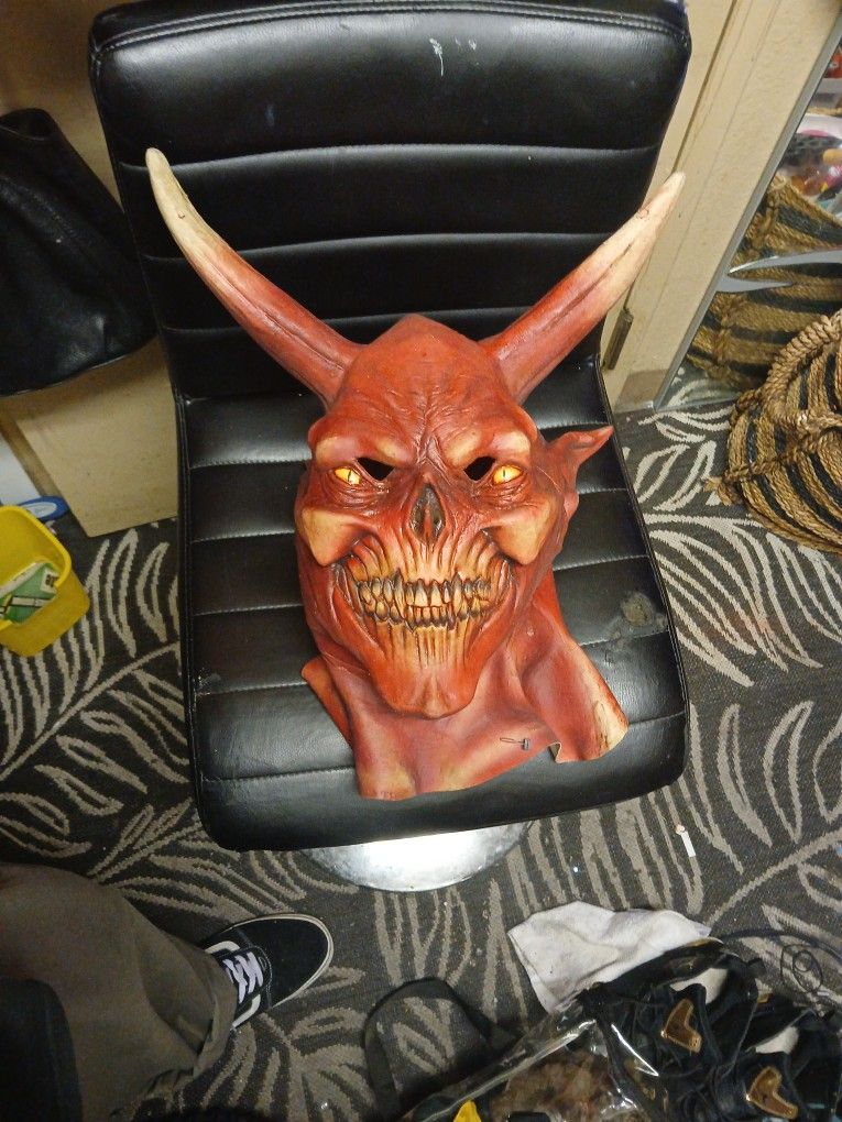 Devil Mask