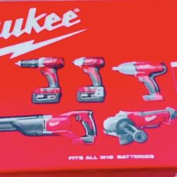 Milwaukee M18 18V Lithium-lon Cordless Combo Tool Kit (5-Tool) with Two 3.0 Ah Batteries, Charger