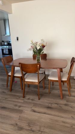Kitchen table and chairs
