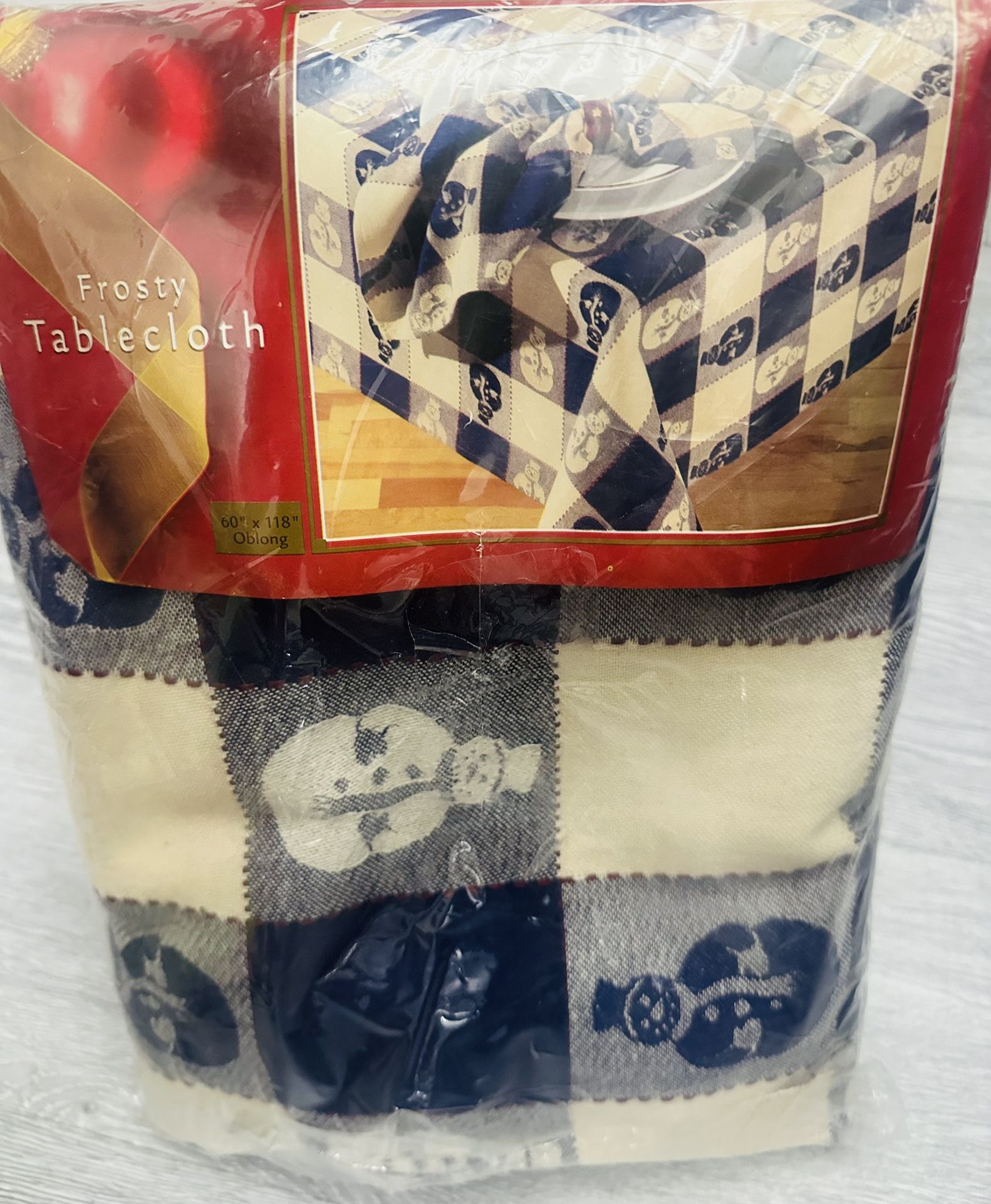 NOS VTG 100% Cotton Christmas Holiday Snowman Checkered Tablecloth 60x118”