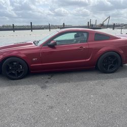 2005 Ford Mustang