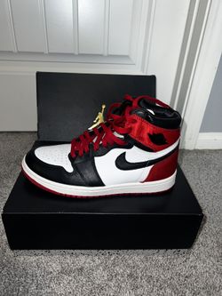 Authentic Jordan 1 High OG Women’s Size 7.5