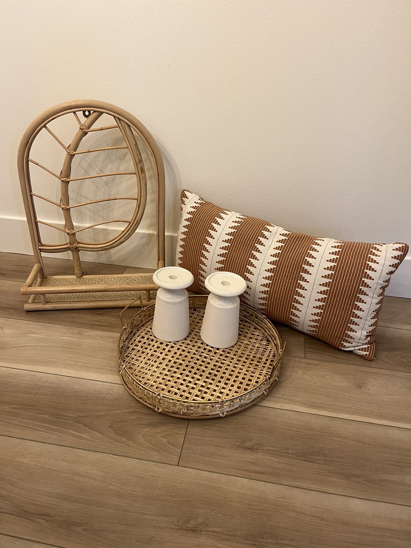 Decor Lot Bundle $40 Firm