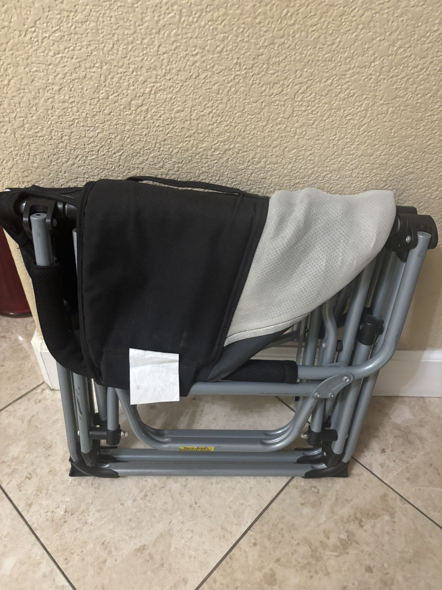 Portable Director Chair With Table & Cup Holder