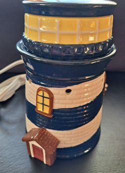 Scentsy Light House Wax Warmer