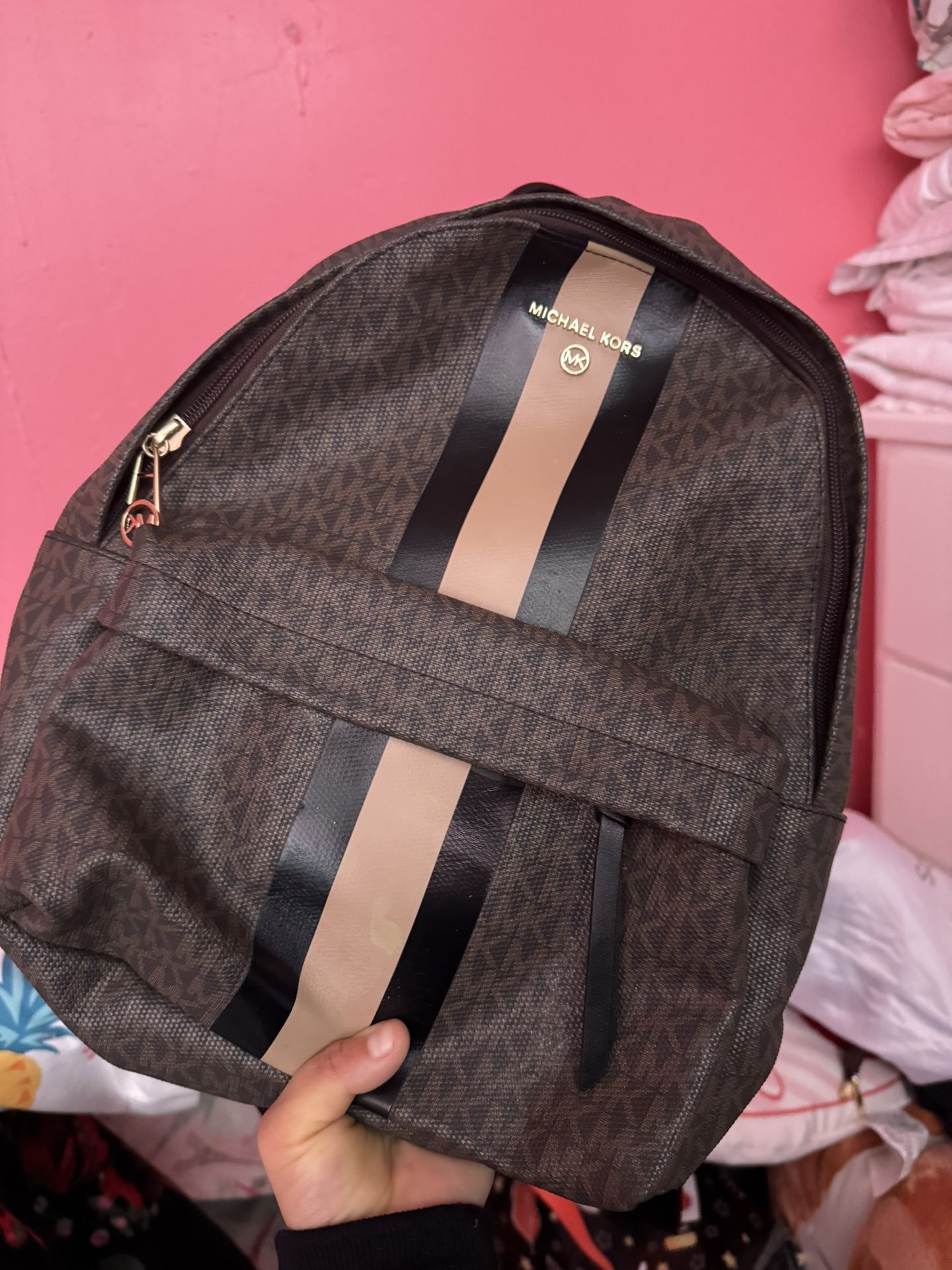 Micheal Kors Backpack 🎒