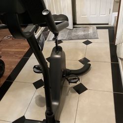 Schwinn Nautilus Stationary Bike Used only Few Times 