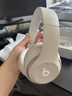 Beats Studio Pro Sandstone