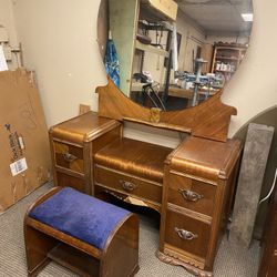 Vintage Vanity With Seat And Mirror