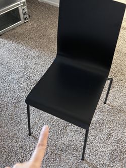 Black Modern Chair