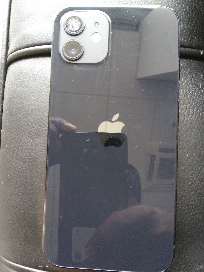 iPhone 12 Locked