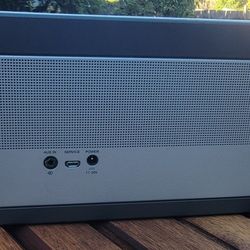 Bose Soundlink III With Power Adapter. Pick Up Only 