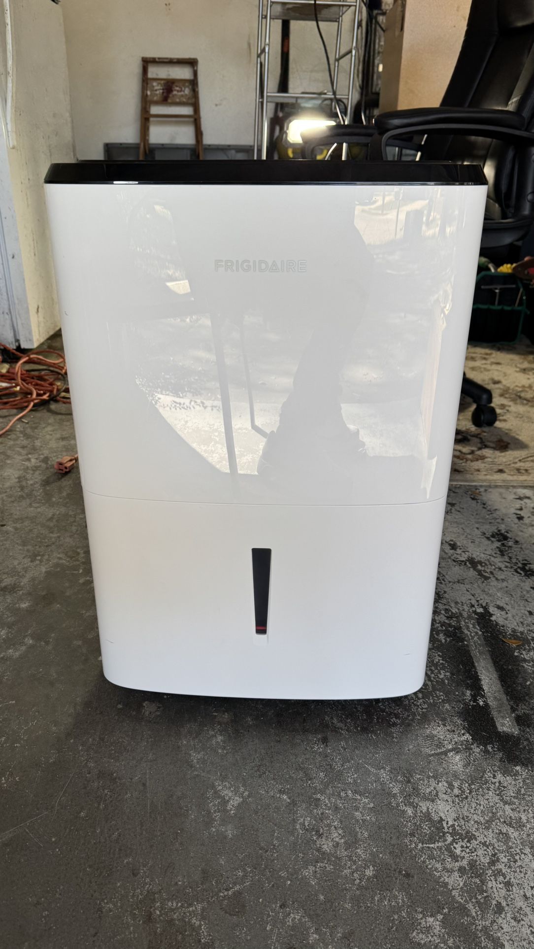 [i Spent $329•ill take $60]Frigidaire•50 Pint•Dehumidifier•with Pump 