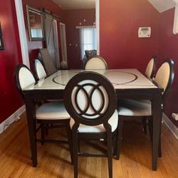 Dining Table And Chairs 