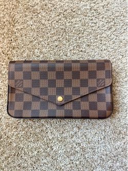 Louis Vuitton Pochette Félicie in Damier Ebene