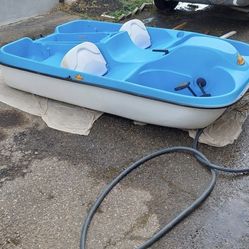 Paddle Boat 