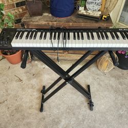 M Audio Keystation 61 Mk3 With Stand And Midi Cable