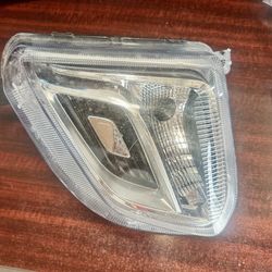 2018-2021 Chevy Equinox Left Front Turn Signal Lamp R69
