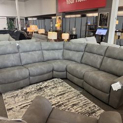 OM• $38 Initial • Brand New Next-Gen Durapella 5 Piece Reclining Sectional 
