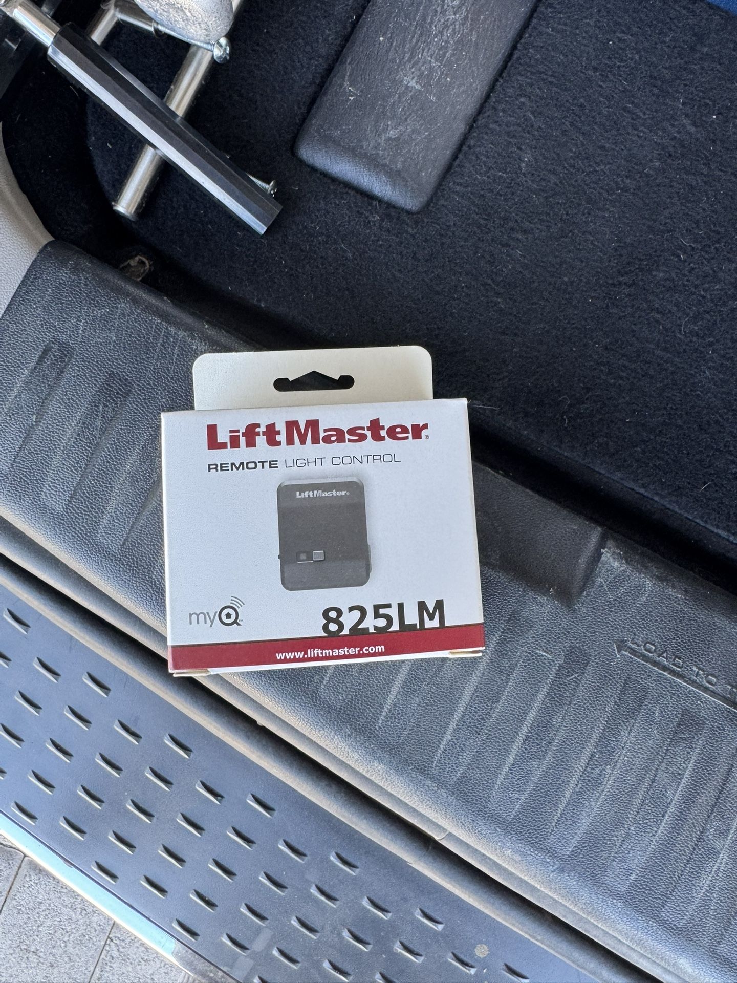 LiftMaster 825LM Remote Light Control