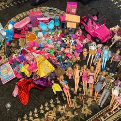 Huge Barbie Lot, Dolls, Furniture, Clothing, Accessories.