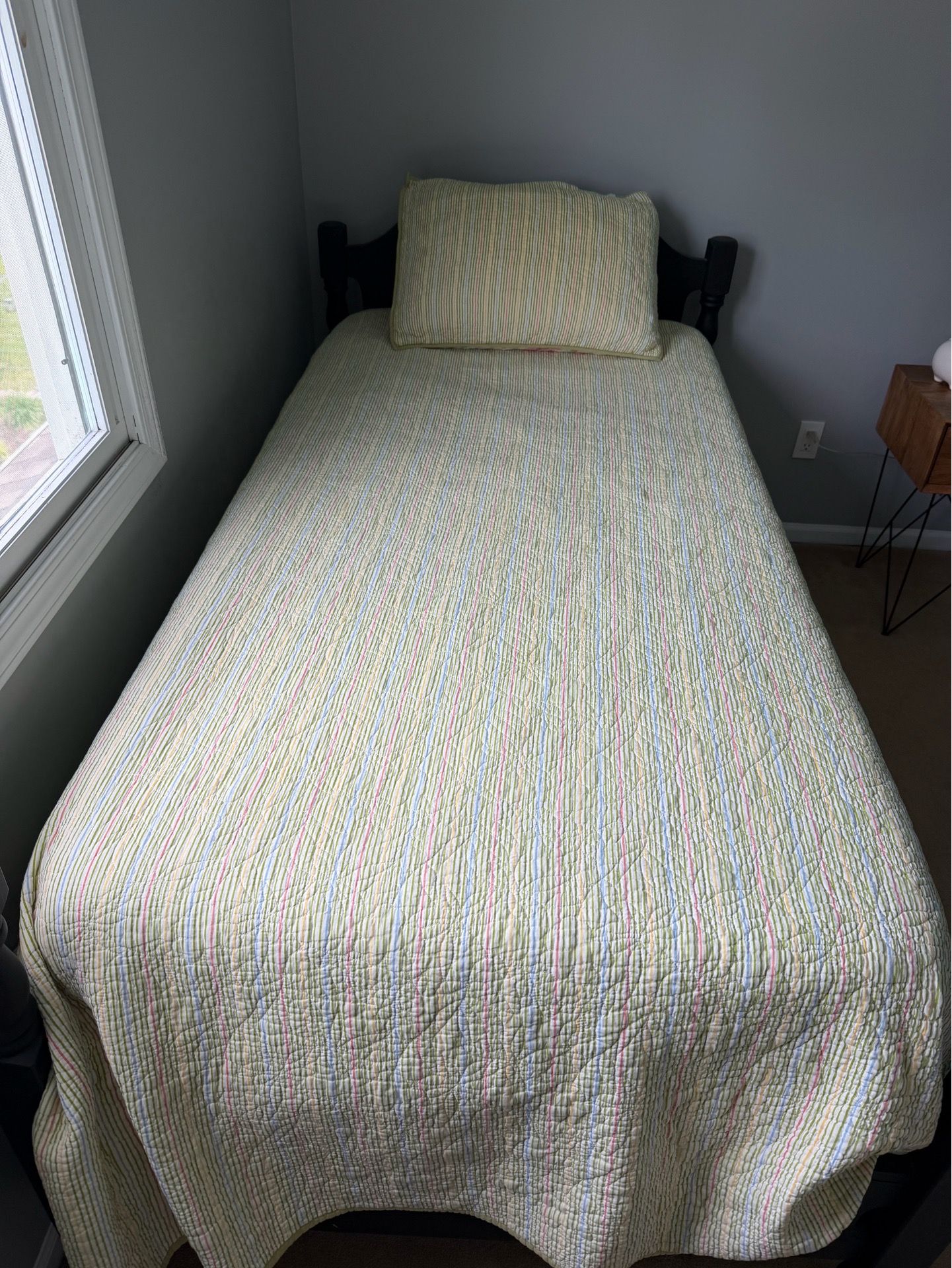 Twin Bed
