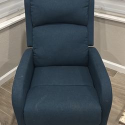 Small Recliner 