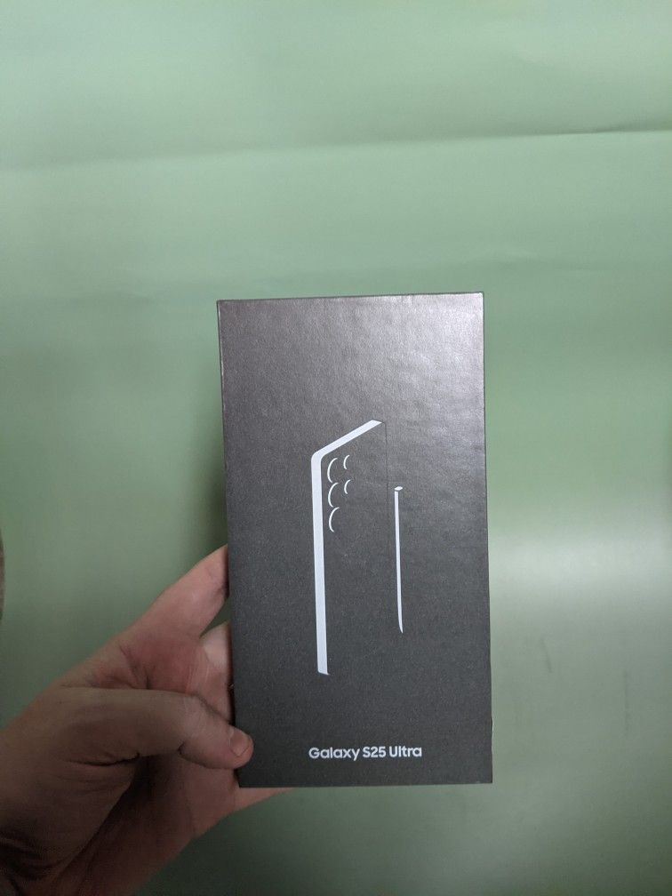 Samsung Galaxy S25 Ultra Brand New Unlocked 256gb - 5 Dollars Down No Credit Needed! 