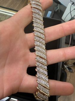 Natural diamonds bracelet