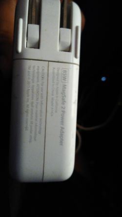 Apple 85W MagSafe 2 Power Adapter Model A1424