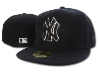 NEW YORK YANKEES/59FIFTY /NEW ERA FITTED HAT!