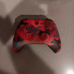XBOX WIRELESS CONTROLLER DAYSTRIKE CAMO