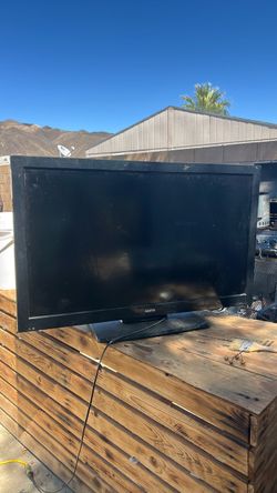 Sanyo Flat Screen TV