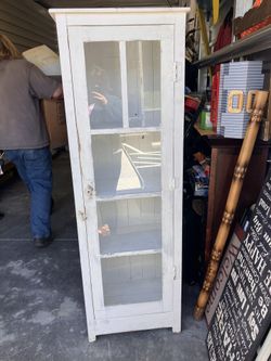 Glass Door Wood Shelf 