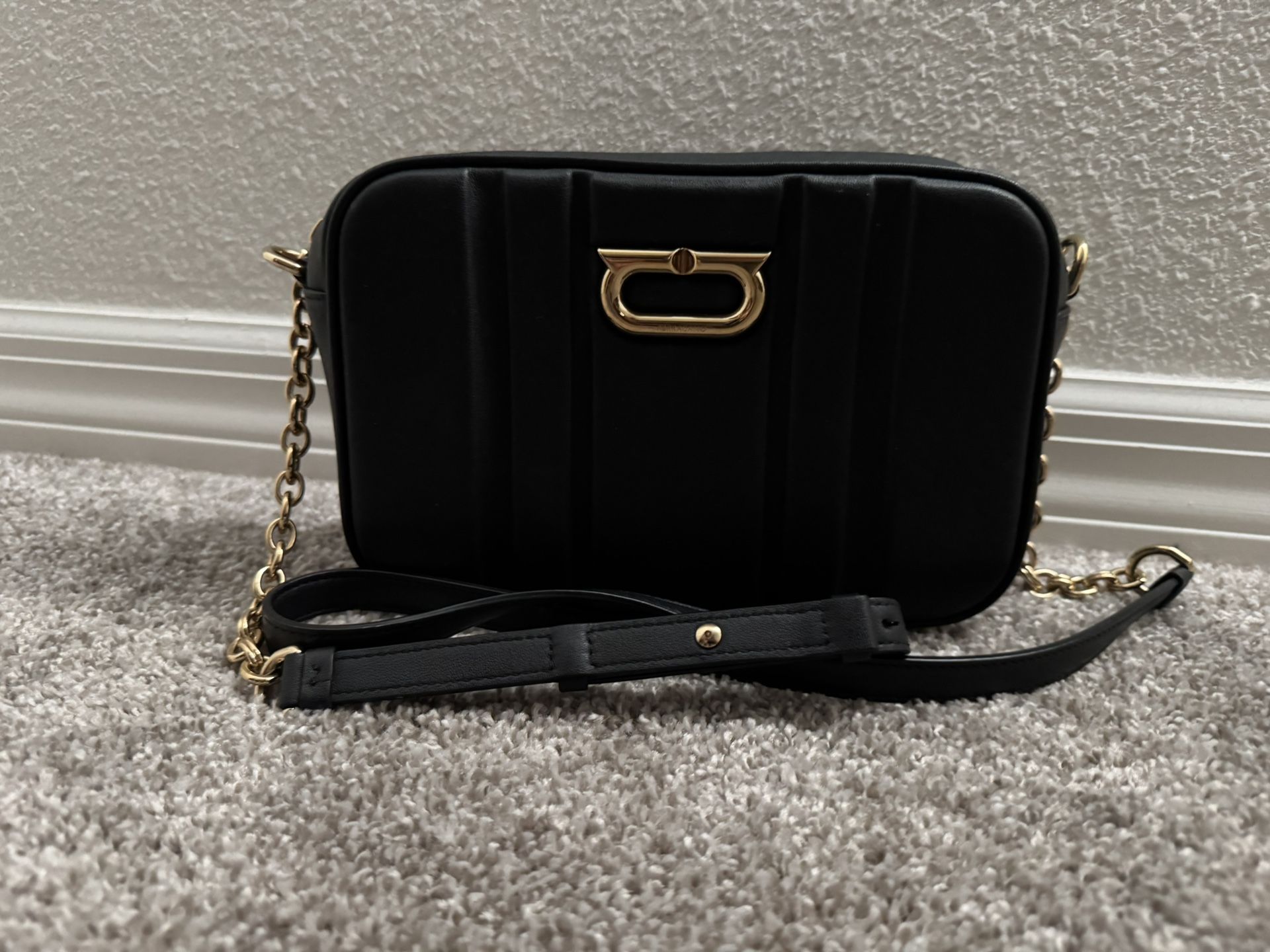 Ferragamo Black Leather Shoulder bag