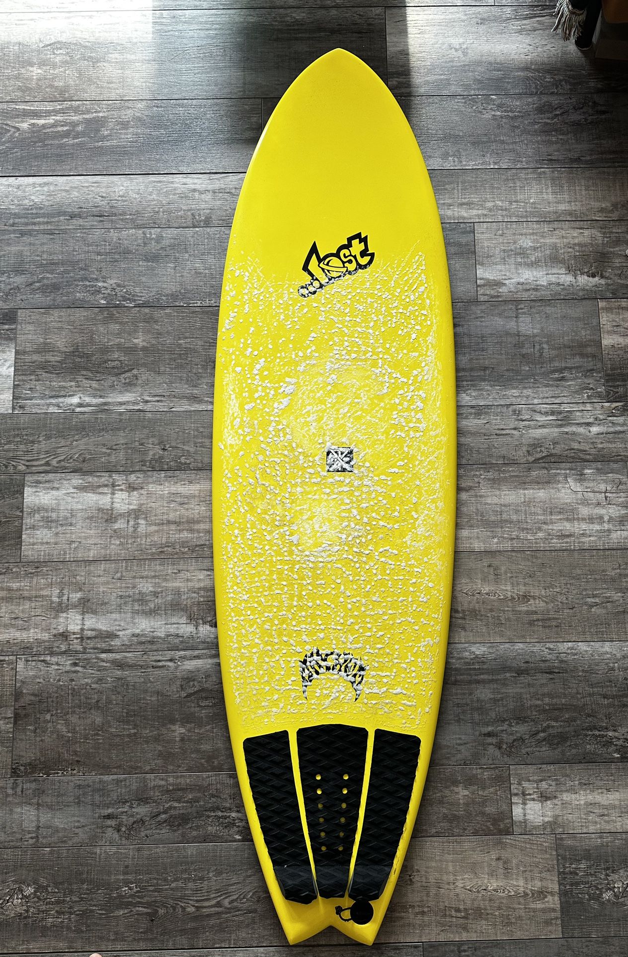 RARE Like New 5’8 Lost Round Nose Fish Aviso Carbon Fiber Surfboard