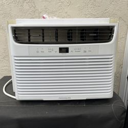 2008 Frigidaire  Window Air Conditioner