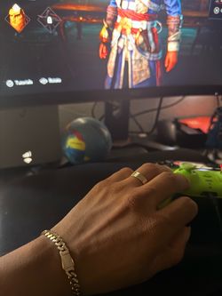 Gold bracelet