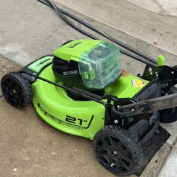 GreenWorks PRO 80V Lawnmower 