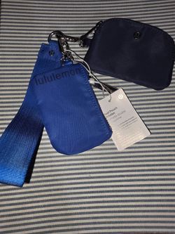 Lululemon dual pouch wristlet