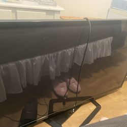  Tv  I Think It’s 50 Inches (not Smart Tv) Pick Up After 4:30 Pm