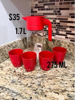 Tupperware Jug with Cups