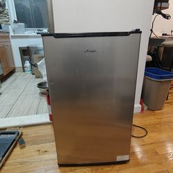 Mini Upright Freezer  3 Cu.Ft
