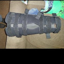 XL Knee Stabilizer 