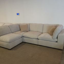 Cloud Modular Sofa Chaise – 4 Seat Sectional– NEW + Free Local Delivery 🚚 