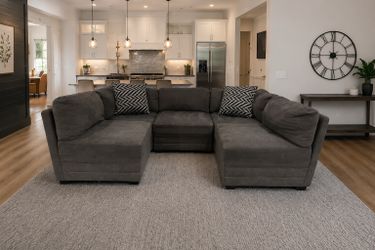 Large Modular Gray Sectional