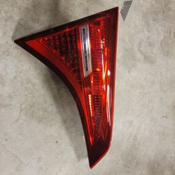 17-18 Toyota Corolla Driver Side Taillight