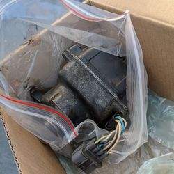 2001 HONDA CR-V DISTRIBUTOR (USED)